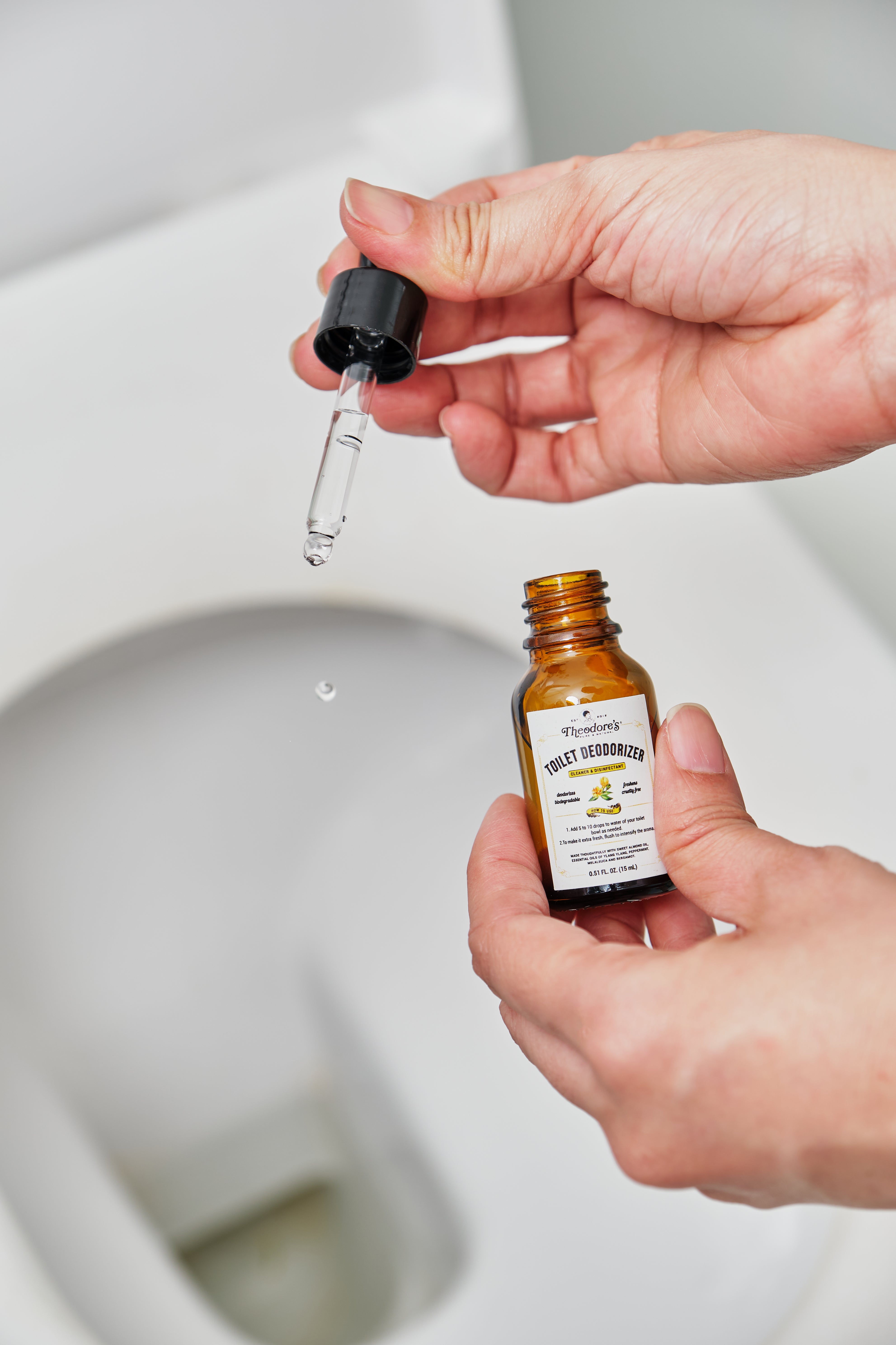 Theodores Natural Toilet Deodorizer 1