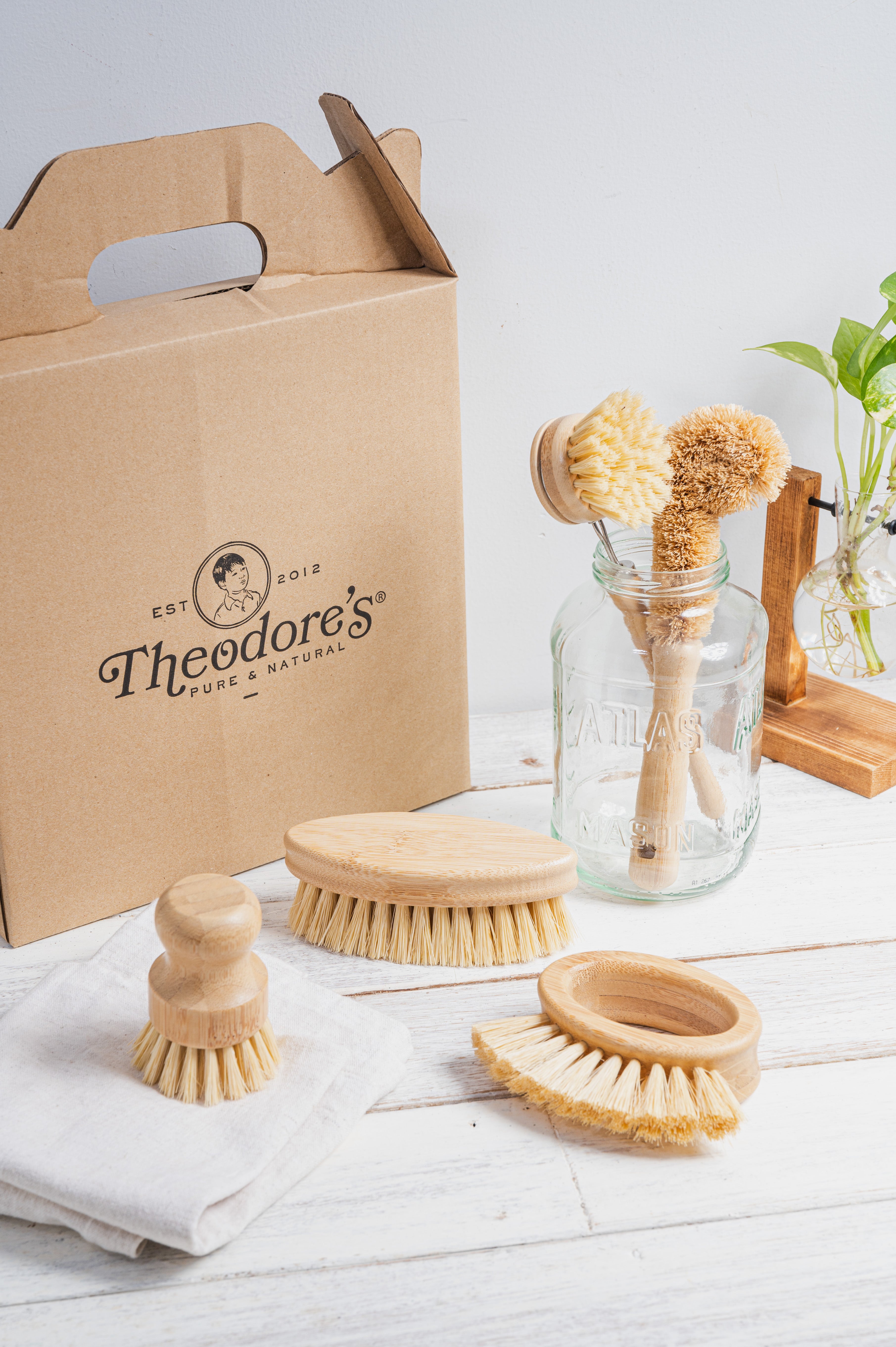 Sustainable Cleaning Brush Set
