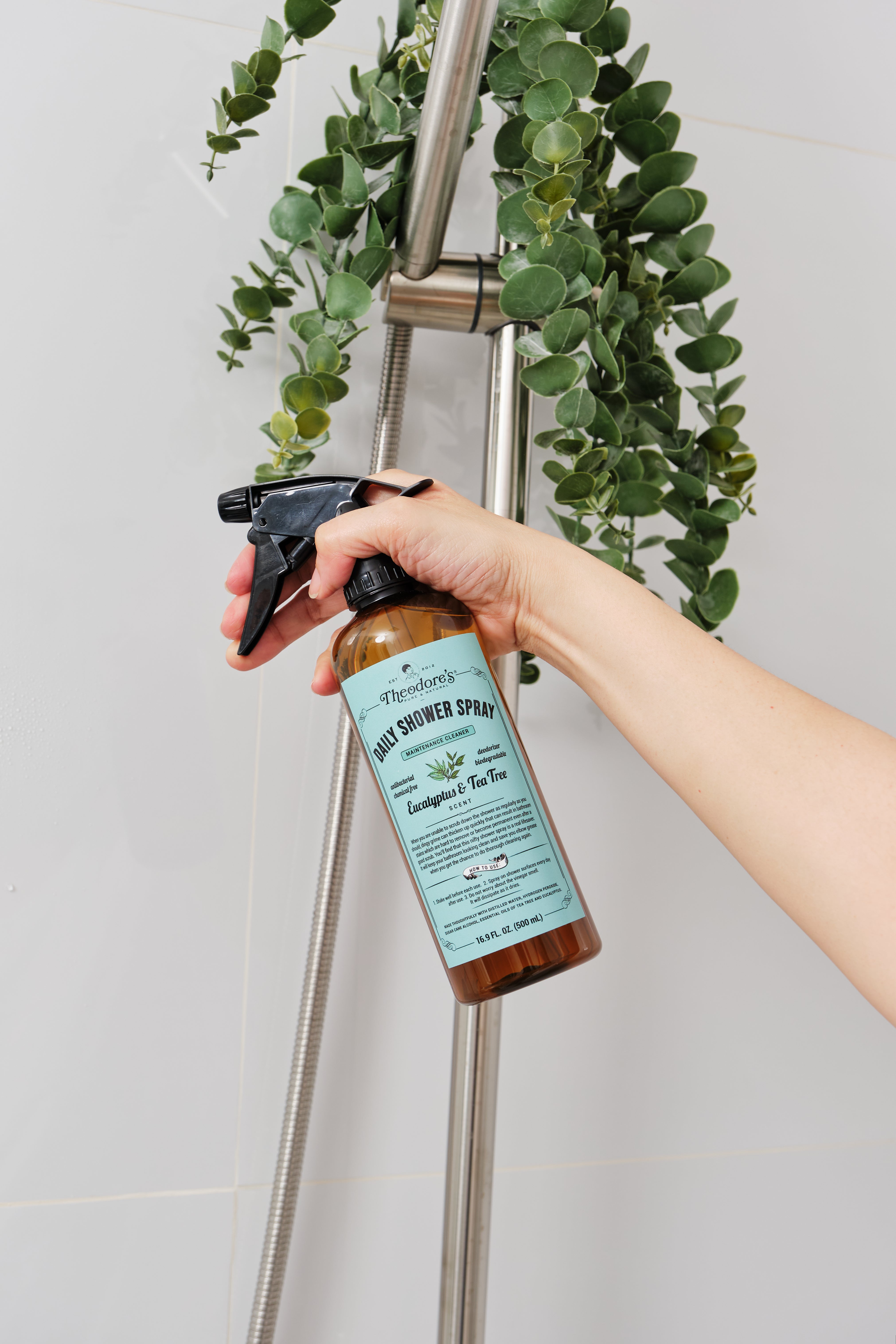 Theodores Natural Daily Shower Spray 2